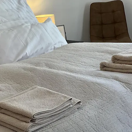 Rosis Gemuetliche Citywohnung Im Herzen Schorndorfs - 110qm Fuer 2-4 Personen