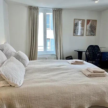 Rosis Geraeumige Citywohnung Im Herzen Schorndorfs - Ideal Fuer Gruppen Und Familen * Schorndorf (Baden-Wurttemberg)