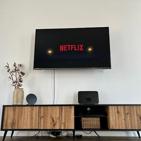 Rosis Geraeumige Citywohnung Im Herzen Schorndorfs - Ideal Fuer Gruppen Und Familen Apartmán Schorndorf (Baden-Wurttemberg)