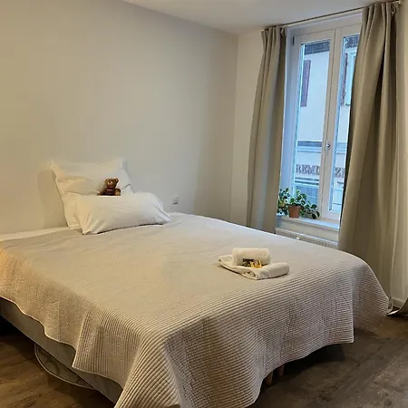 Apartmán Rosis Geraeumige Citywohnung Im Herzen Schorndorfs - Ideal Fuer Gruppen Und Familen