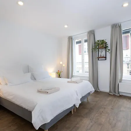 Rosis Geraeumige Citywohnung Im Herzen Schorndorfs - Ideal Fuer Gruppen Und Familen * Schorndorf (Baden-Wurttemberg)