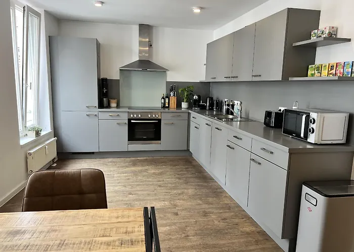 Apartamento Rosis Geräumige Citywohnung Im Herzen Schorndorfs - Ideal Für Gruppen Und Familen *