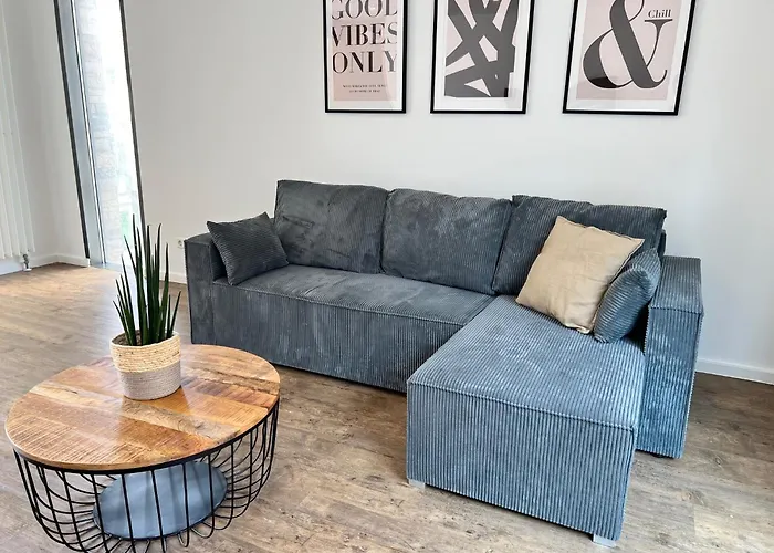 Rosis Geräumige Citywohnung Im Herzen Schorndorfs - Ideal Für Gruppen Und Familen